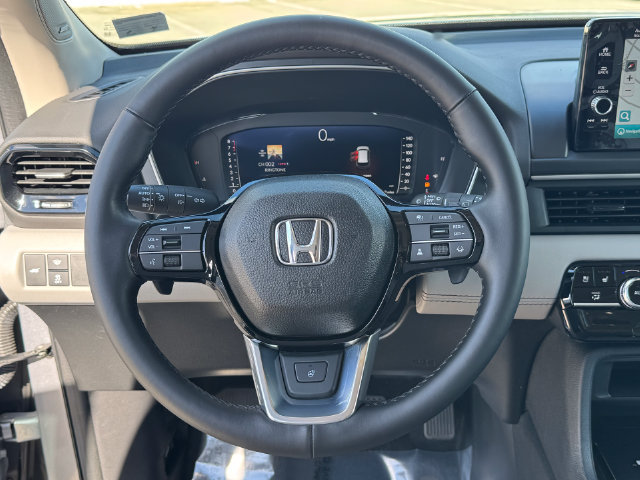 Used 2023 Honda Pilot Elite image 26