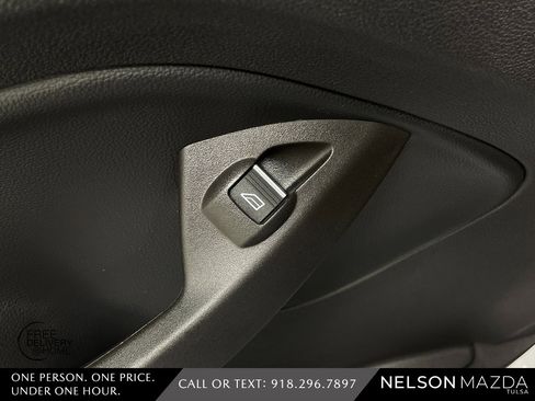 Used 2019 Ford Escape SEL image 38