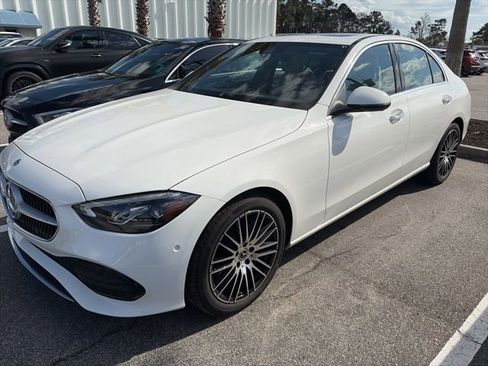 Used 2025 Mercedes-Benz C 300 Sedan image 2