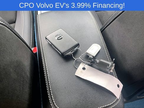 Used 2023 Volvo XC40 Recharge Plus AWD/4WD image 14
