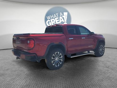 Used 2024 GMC Canyon Denali AWD/4WD image 3