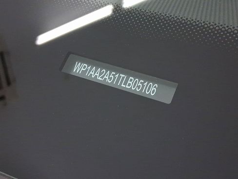 New 2026 Porsche Macan image 20