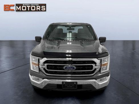 Used 2022 Ford F150 XLT image 8