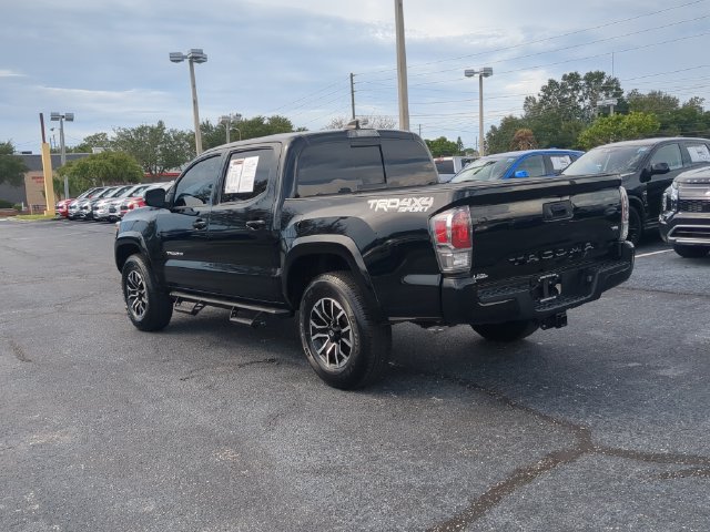 Used 2022 Toyota Tacoma TRD Sport w/ TRD Premium Sport Package AWD/4WD image 8