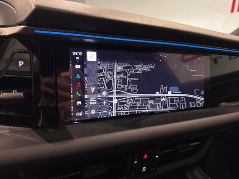 Used 2025 Porsche Macan 4 Electric image 20