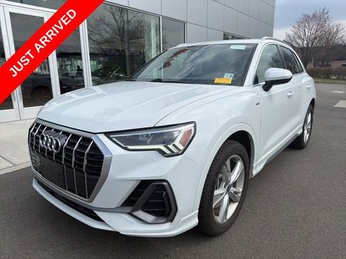 Used 2024 Audi Q3 2.0T Premium Plus w/ Premium Plus Package image 1