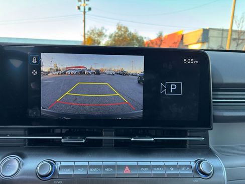 Used 2025 Hyundai Kona SEL image 17