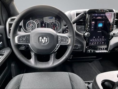 Used 2025 RAM 2500 Big Horn AWD/4WD image 5