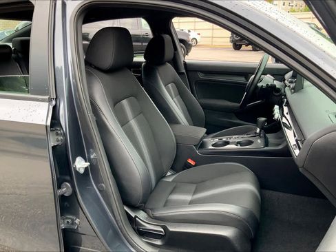 Used 2022 Honda Civic Sport image 8