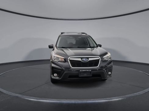 Used 2019 Subaru Forester Premium image 3