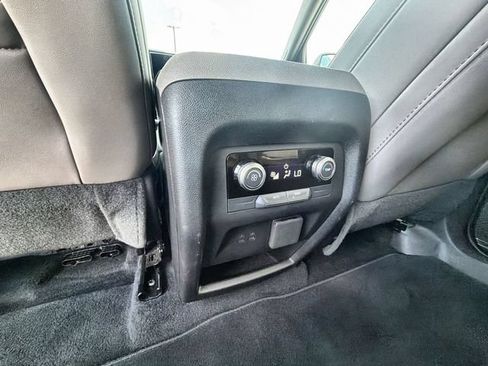 Certified 2026 GMC Acadia Elevation w/ Elevation Premium Package FWD image 20