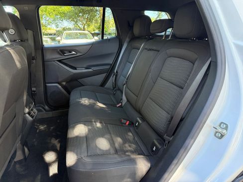 Used 2025 Chevrolet Equinox LT image 33