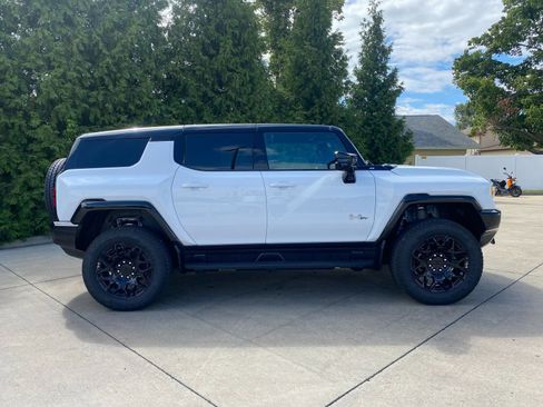 New 2026 GMC Hummer EV SUV image 35