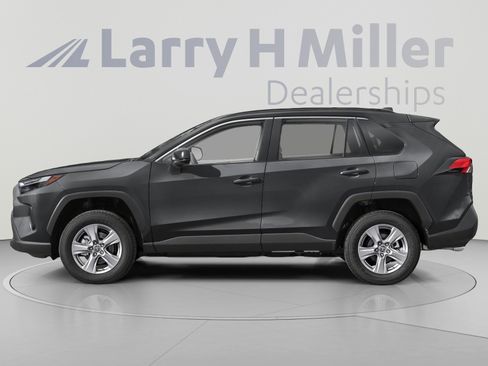 Certified 2024 Toyota RAV4 LE AWD/4WD image 3