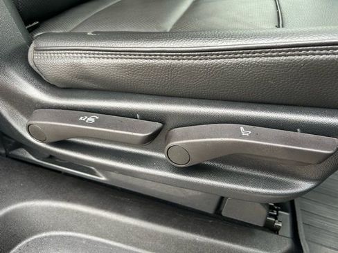 Used 2023 GMC Yukon XL Denali image 49