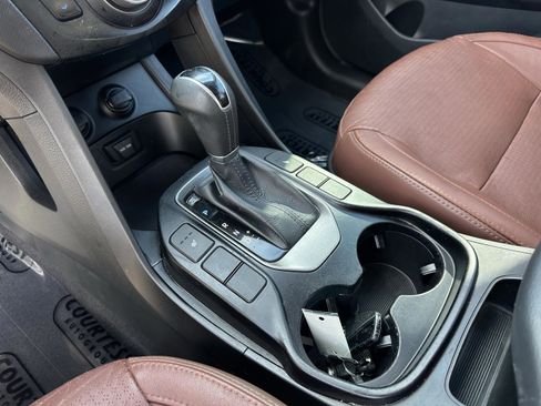 Used 2014 Hyundai Santa Fe Limited image 27