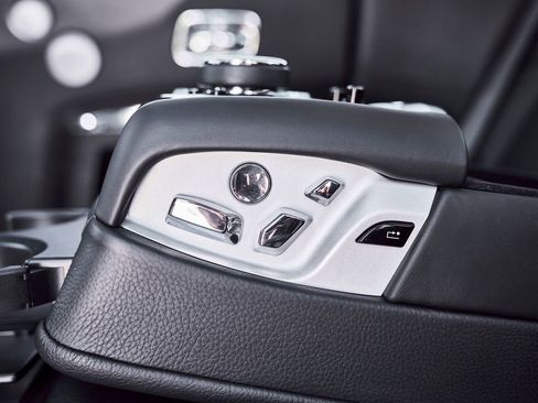 Used 2014 Rolls-Royce Ghost RWD image 55