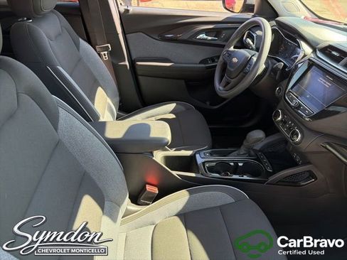 Certified 2022 Chevrolet TrailBlazer LT w/ Convenience Package image 21