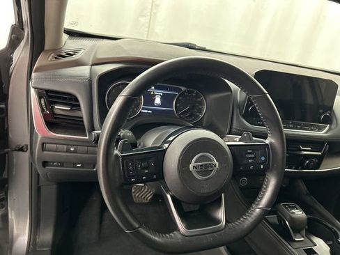 Used 2021 Nissan Rogue SL w/ Premium Package AWD/4WD image 8