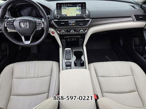 Used 2022 Honda Accord Touring image 14