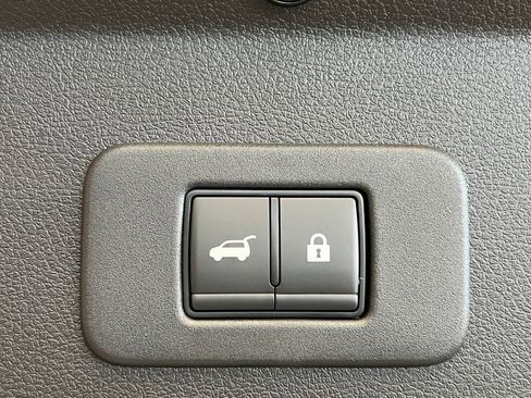 New 2026 Nissan Leaf Platinum+ image 34