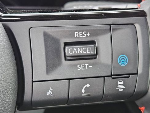 New 2026 Nissan Kicks SR w/ Cold Weather Package image 19