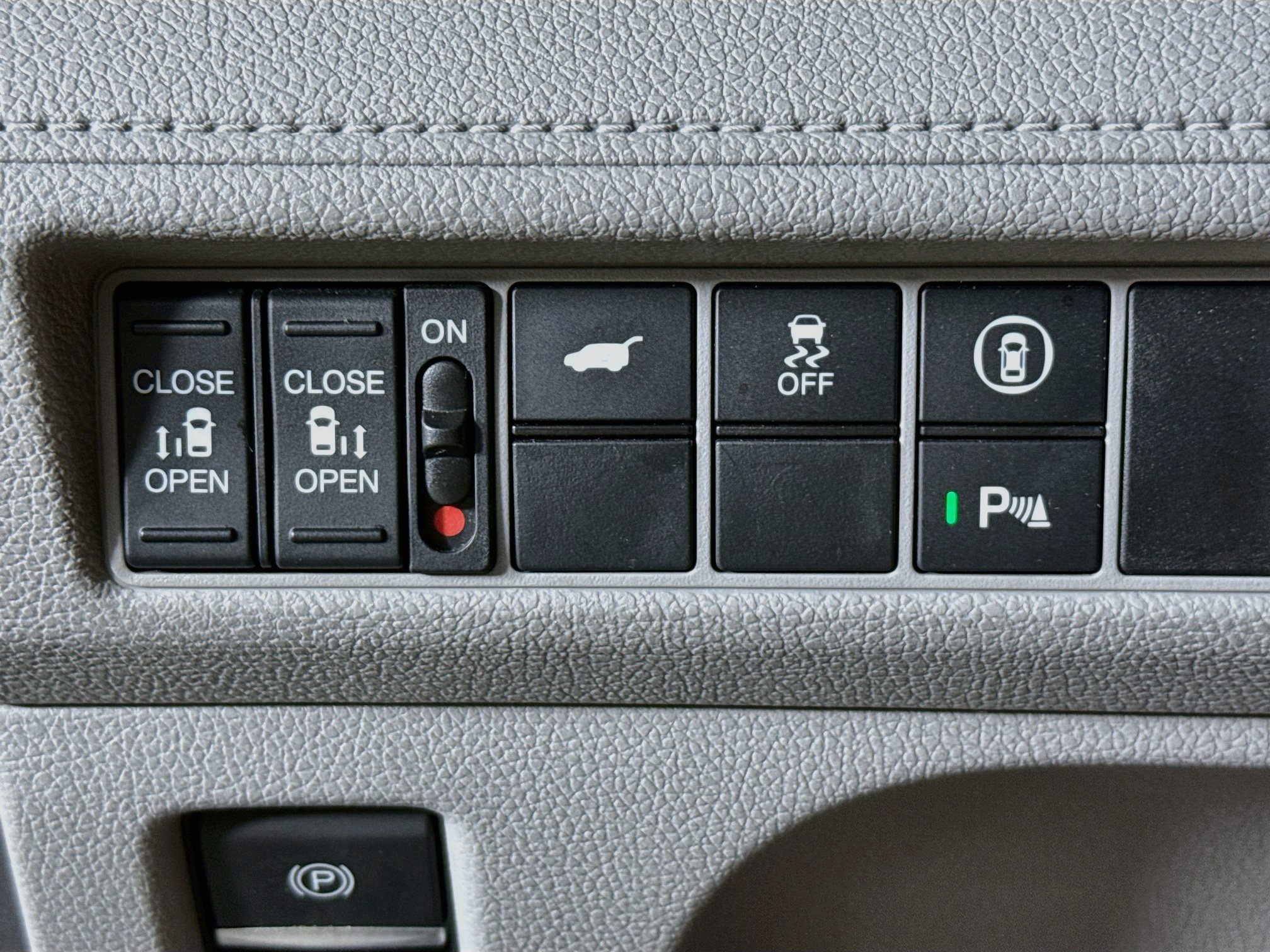 Certified 2023 Honda Odyssey Elite image 9