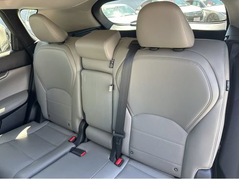 Used 2023 INFINITI QX50 Luxe FWD image 4