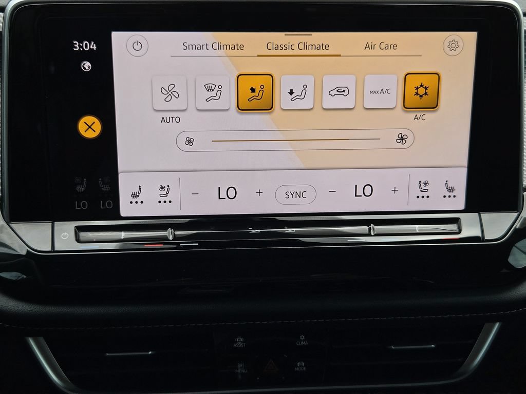 Used 2025 Volkswagen Atlas Cross Sport SEL Premium R-Line AWD/4WD image 17