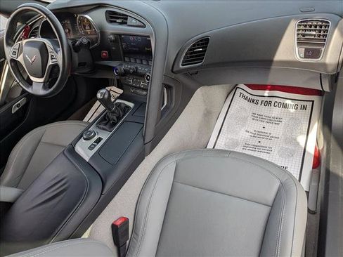 Used 2015 Chevrolet Corvette Stingray Coupe image 19