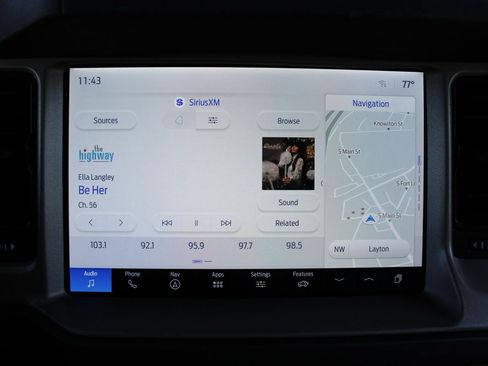 Used 2025 Ford Bronco Outer Banks AWD/4WD image 17