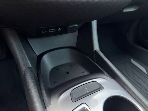 Used 2023 Chevrolet Malibu LS w/ LPO, Floor Liner Package FWD image 19