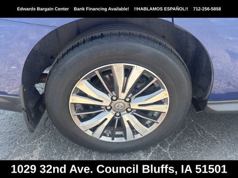 Used 2019 Nissan Pathfinder SV w/ SV Tech Package AWD/4WD image 8