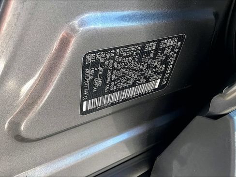Used 2023 Nissan Rogue SV AWD/4WD image 35