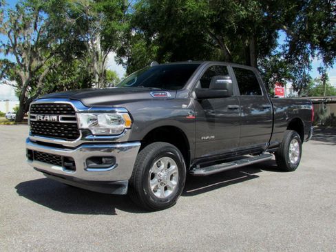 Used 2024 RAM 2500 Big Horn AWD/4WD image 2