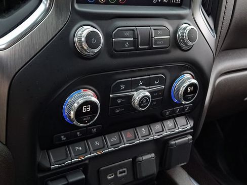 Used 2021 GMC Sierra 1500 Denali AWD/4WD image 16