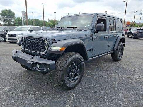 Used 2026 Jeep Wrangler Unlimited Sport AWD/4WD image 6