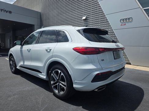 New 2025 Audi Q5 Prestige image 11