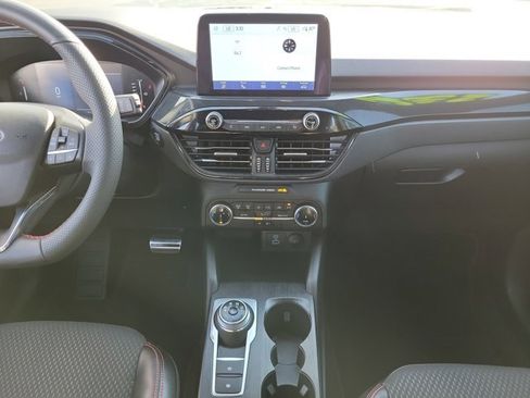 Used 2023 Ford Escape ST-Line image 5
