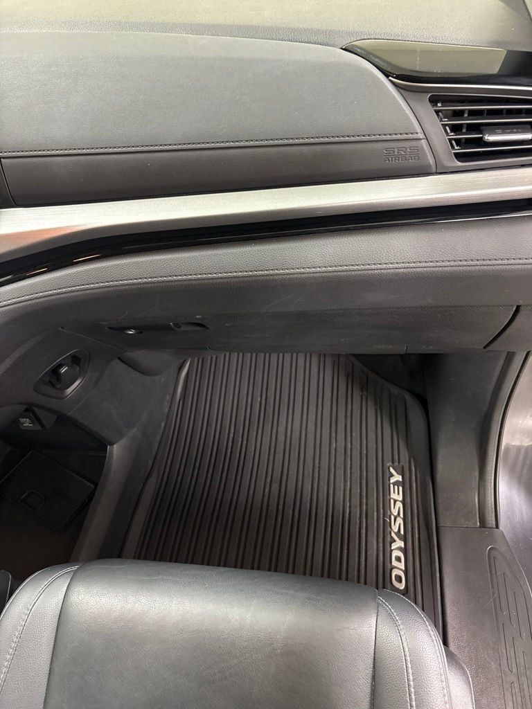 Used 2021 Honda Odyssey Touring image 27