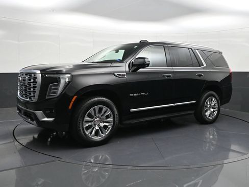Used 2025 GMC Yukon Denali AWD/4WD image 1
