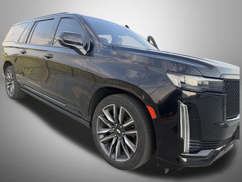 Used 2021 Cadillac Escalade ESV Sport w/ Driver Assist Tech Package AWD/4WD image 2