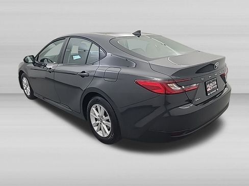 Used 2026 Toyota Camry LE FWD image 7