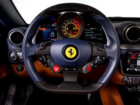 Certified 2022 Ferrari Portofino M RWD image 6