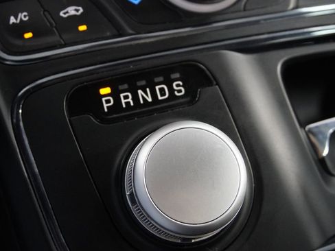 Used 2015 Chrysler 200 S w/ Navigation & Sound Group I FWD image 24