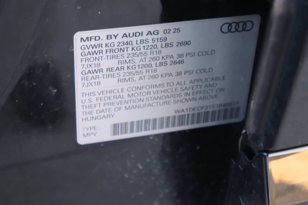 Used 2025 Audi Q3 2.0T Premium AWD/4WD image 29