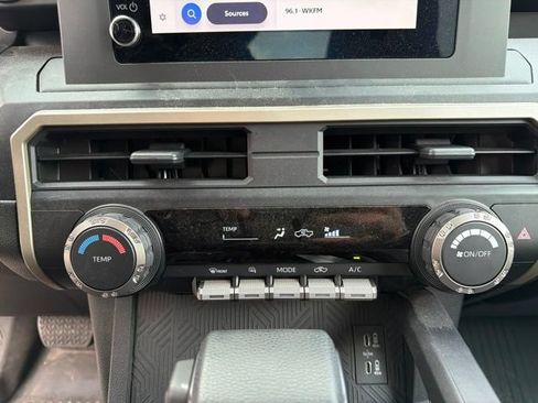 Used 2024 Toyota Tacoma SR AWD/4WD image 27