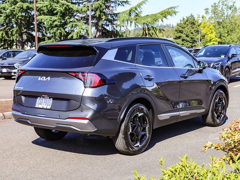 Certified 2026 Kia Sportage EX w/ EX Panoramic Sunroof Package AWD/4WD image 9