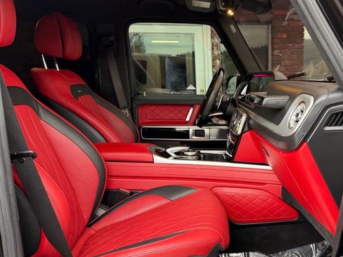 Used 2019 Mercedes-Benz G 63 AMG AMG G 63 AWD 4MATIC 4dr SUV image 16