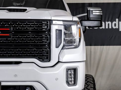 Used 2022 GMC Sierra 2500 Denali w/ Denali Ultimate Package image 40